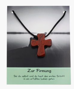 „Zur Firmung“ Jaspis rot Pilgerkreuz Anhänger auf großer Karte